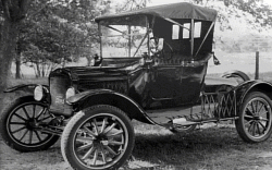 1915 Ford